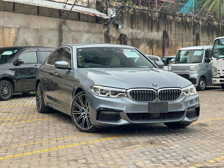 2019 BMW 540I in grey, photo 1 of 12, for sale in Kenya (Ref B19-30680)