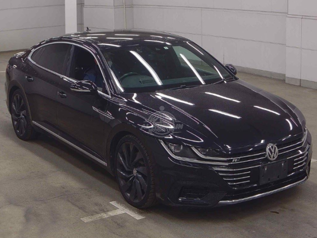 2019 Volkswagen Arteon in black, photo 1 of 3, for sale in Kenya (Ref V19-03532)