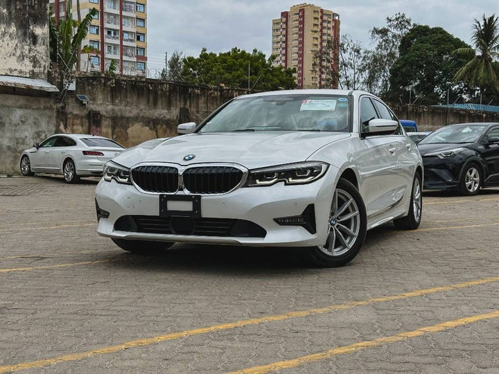 2019 BMW 320I in white, photo 1 of 16, for sale in Kenya (Ref B19-17426)