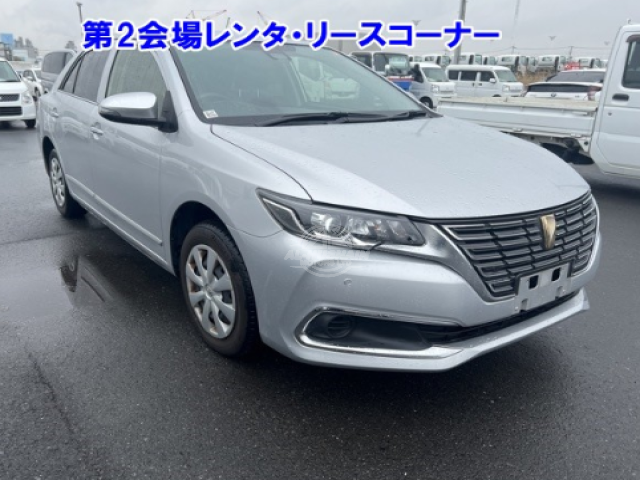 2019 Toyota Premio in silver, photo 1 of 4, for sale in Kenya (Ref T19-16264)