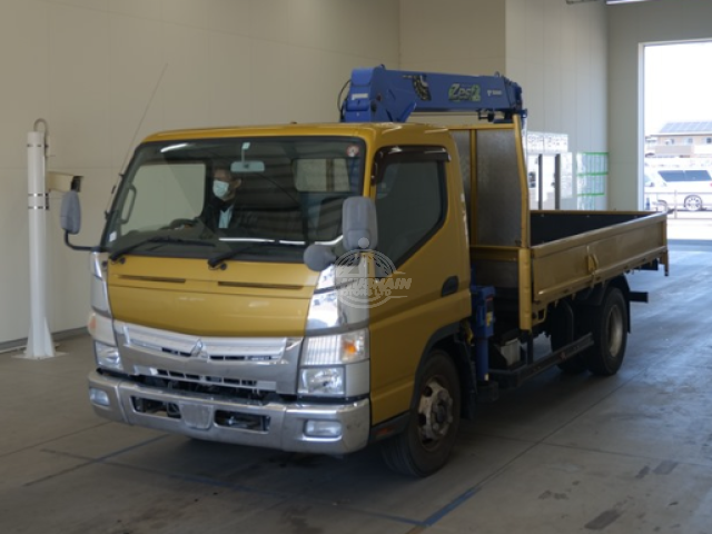 2019 Mitsubishi Fuso Canter in yellow, photo 1 of 4, for sale in Kenya (Ref M19-71757)