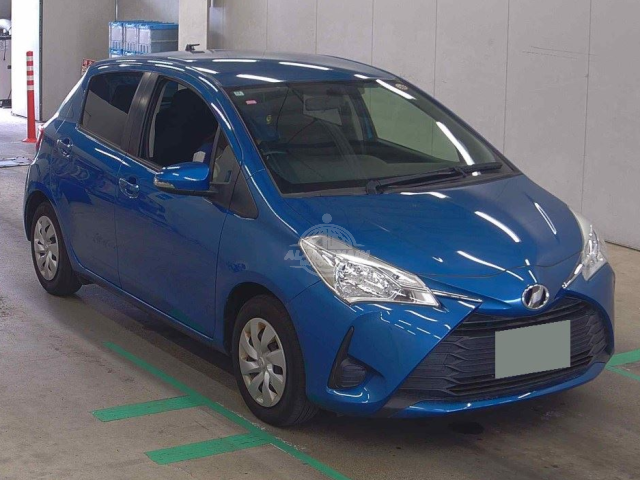 2019 Toyota Vitz in blue, photo 1 of 4, for sale in Kenya (Ref T19-14222)