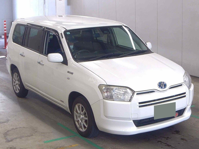 2020 Toyota Succeed in white, photo 1 of 3, for sale in Kenya (Ref T20-19444)