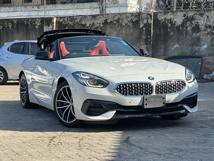2019 BMW Z4 in white, photo 1 of 13, for sale in Kenya (Ref B19-36706)