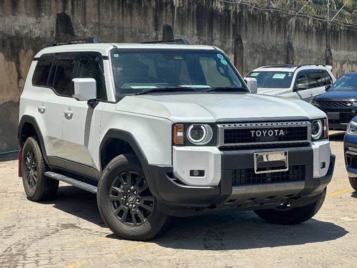 2024 Toyota Landcruiser 250 in pearl, photo 1 of 13, for sale in Kenya (Ref T24-13054)