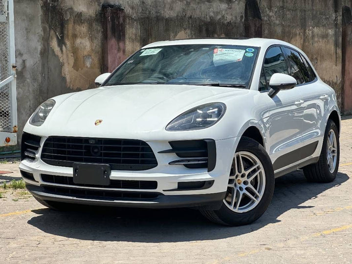 2019 Porsche Macan in white, photo 1 of 12, for sale in Kenya (Ref P19-10107)