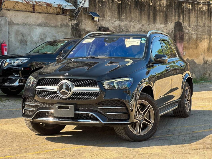 2019 Mercedes-Benz GLE450 in black, photo 1 of 13, for sale in Kenya (Ref M19-90032)