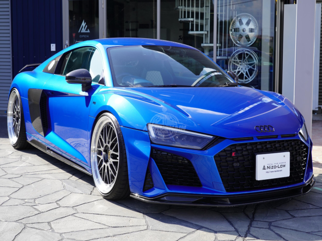 2022 Audi R8 in blue, photo 1 of 4, for sale in Kenya (Ref A22-01098)