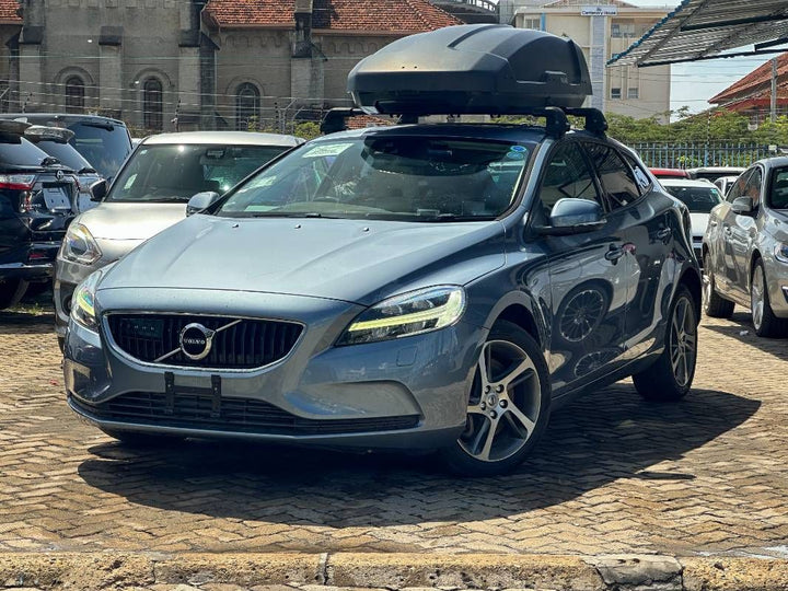 2019 Volvo V40 in grey, photo 1 of 12, for sale in Kenya (Ref V19-63978)