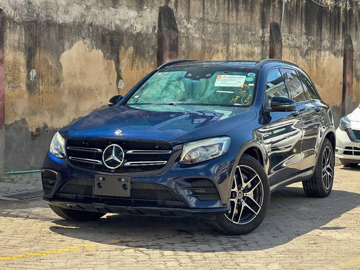 2019 Mercedes-Benz GLC220 in blue, photo 1 of 12, for sale in Kenya (Ref M19-35675)
