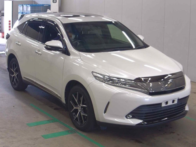 2019 Toyota Harrier in pearl, photo 1 of 3, for sale in Kenya (Ref T19-83167)