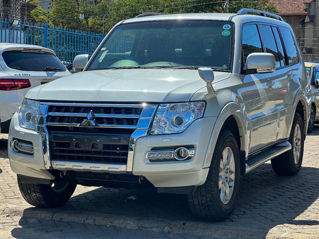 2019 Mitsubishi Pajero