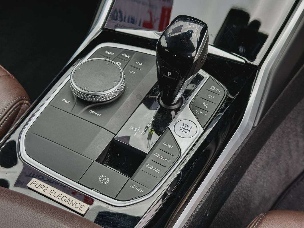 2019 BMW 320i