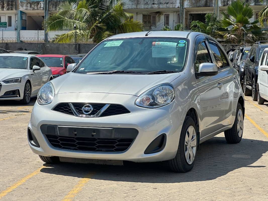 2019 Nissan March