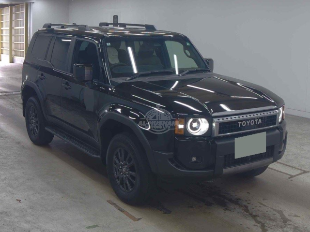 2024 Toyota Landcruiser 250 in black, photo 1 of 3, for sale in Kenya (Ref T24-08760)