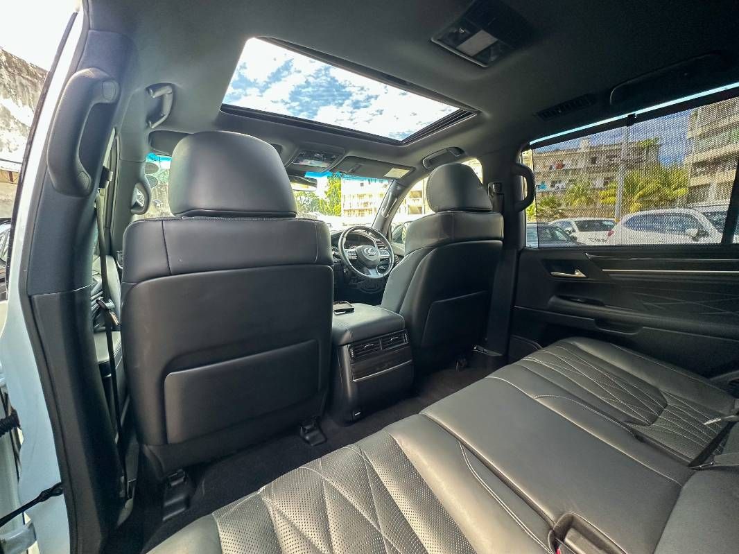 2020 Lexus LX570