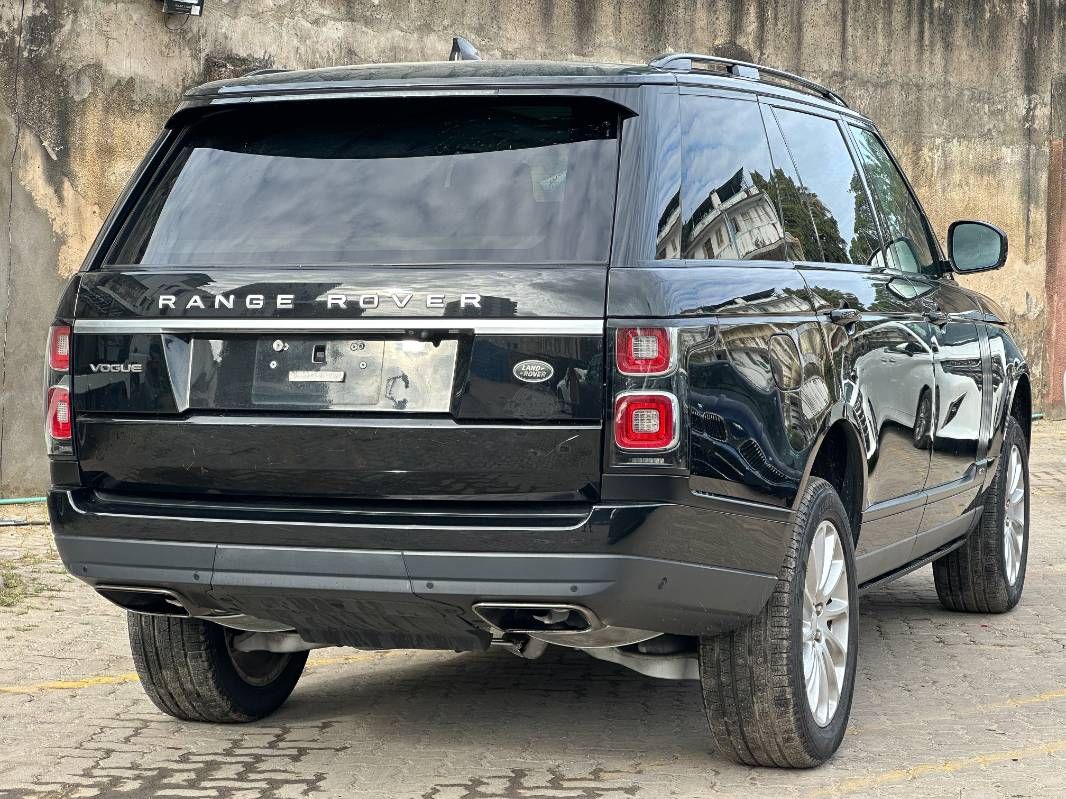 2020 Land Rover Range Rover Vogue