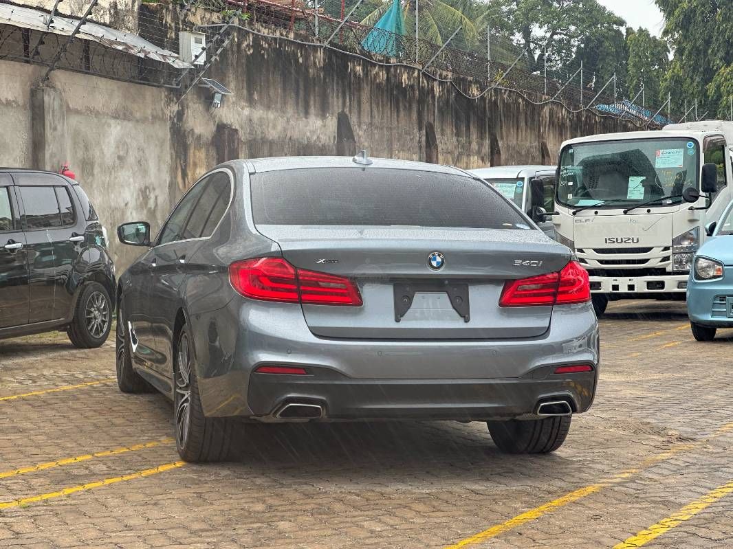 2019 BMW 540i