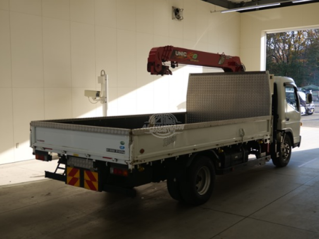 2019 Mitsubishi Fuso Canter in white, photo 4 of 4, for sale in Kenya (Ref M19-62370)