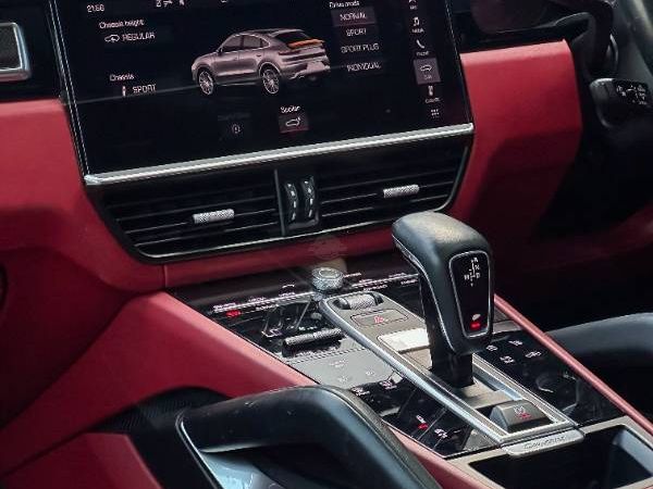 2020 Porsche Cayenne