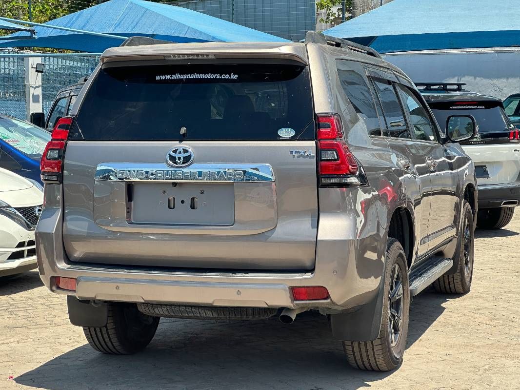 2019 Toyota Prado in bronz, photo 6 of 14, for sale in Kenya (Ref T19-01233)