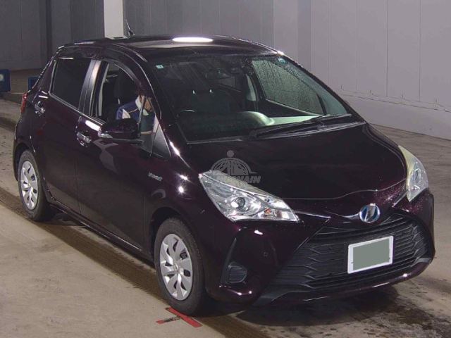 2019 Toyota Vitz in purple, photo 1 of 4, for sale in Kenya (Ref T19-02266)