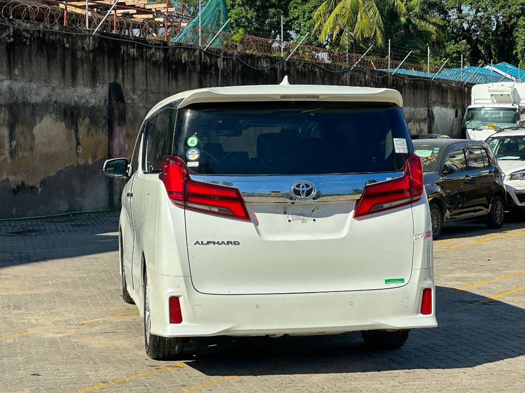 2020 Toyota Alphard