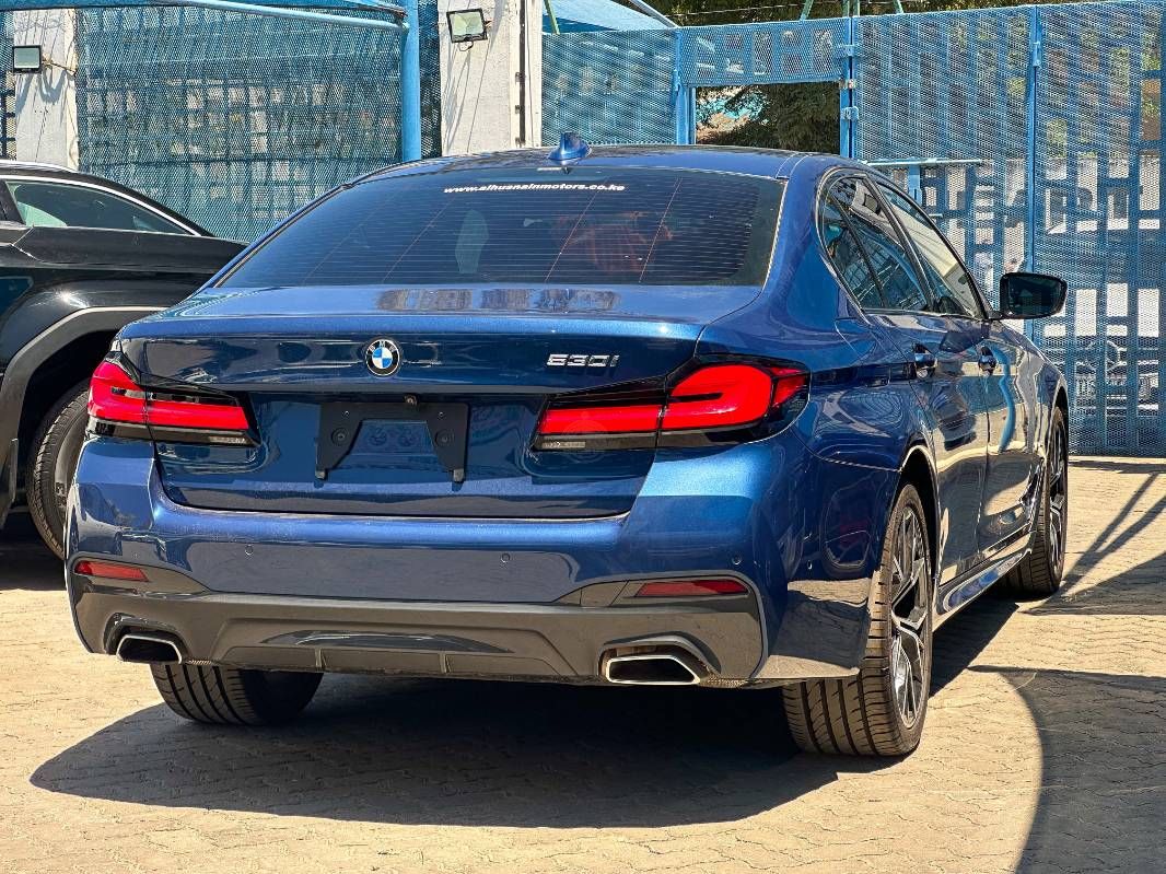 2021 BMW 530i