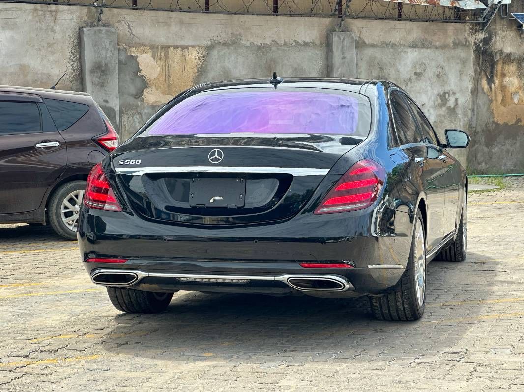 2019 Mercedes-Benz S560 in black, photo 6 of 13, for sale in Kenya (Ref M19-11073)