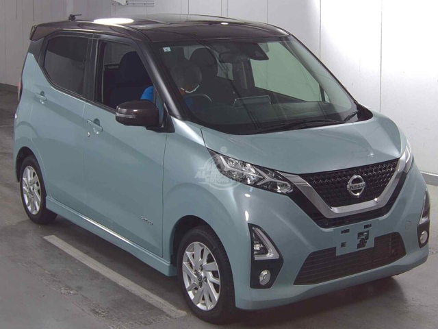 2019 Nissan Dayz in blue, photo 1 of 4, for sale in Kenya (Ref N19-01776)
