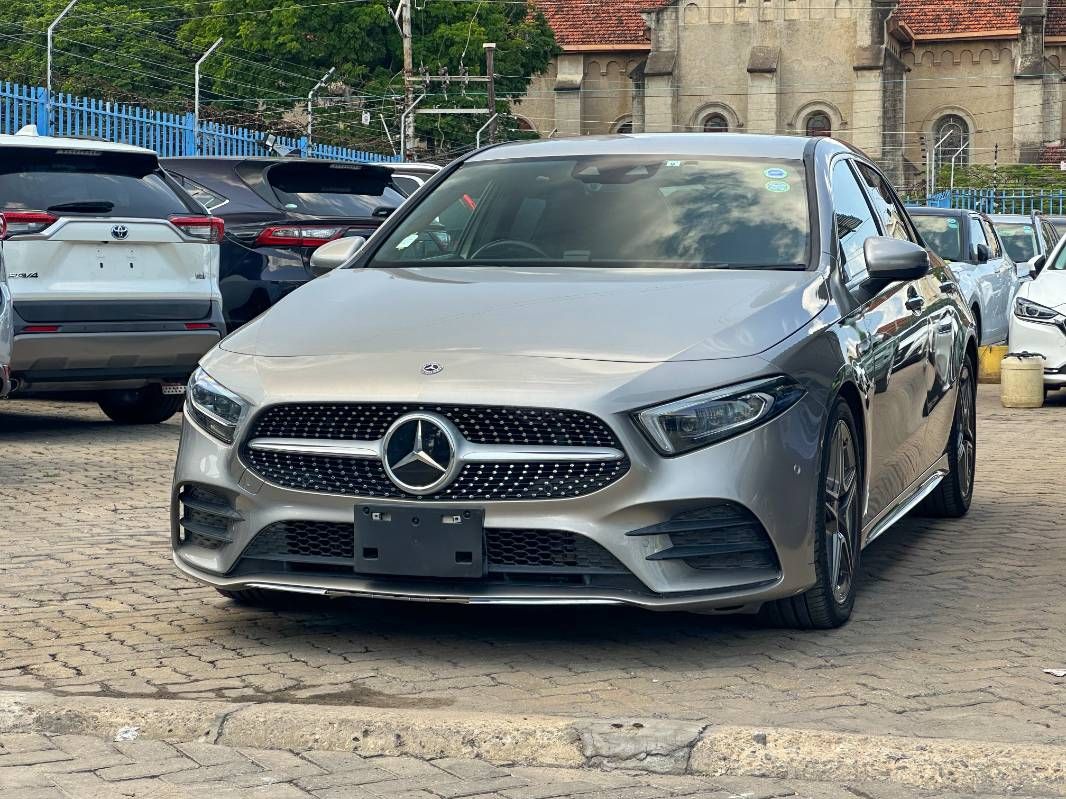 2019 Mercedes-Benz A200, photo 2