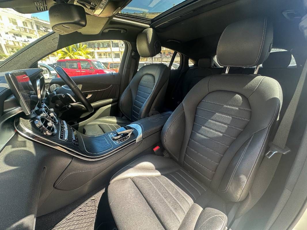 2019 Mercedes-Benz GLC43 in pearl, photo 10 of 12, for sale in Kenya (Ref M19-55223)
