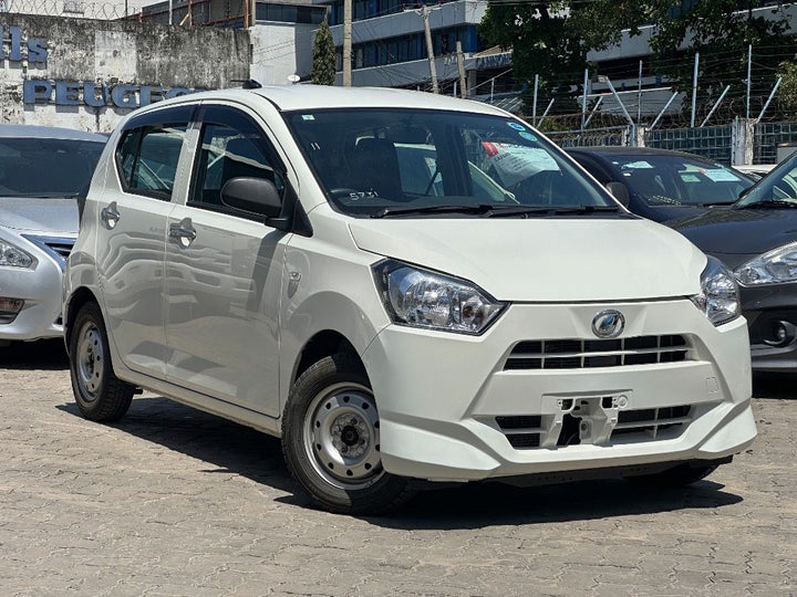 2019 Daihatsu Mira in white, photo 1 of 12, for sale in Kenya (Ref D19-25731)