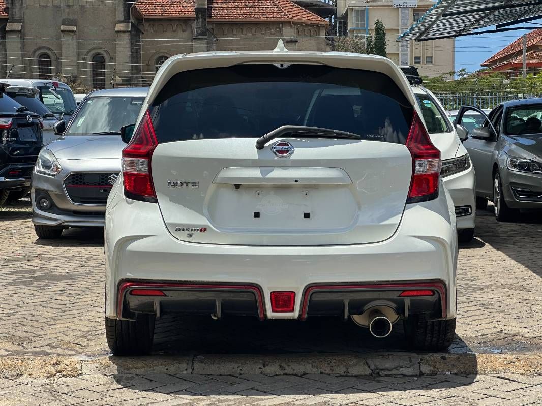 2019 Nissan Note in pearl, photo 5 of 12, for sale in Kenya (Ref N19-72864)