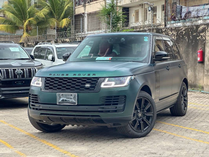 2020 Land Rover Range Rover in green, photo 1 of 12, for sale in Kenya (Ref L20-08026)