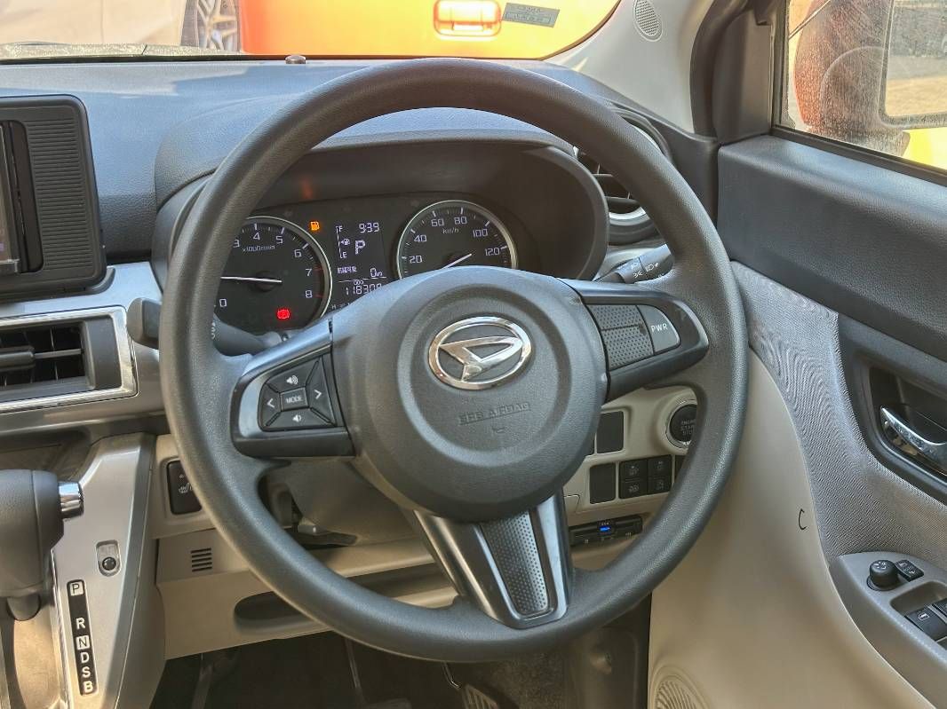 2019 Daihatsu Cast