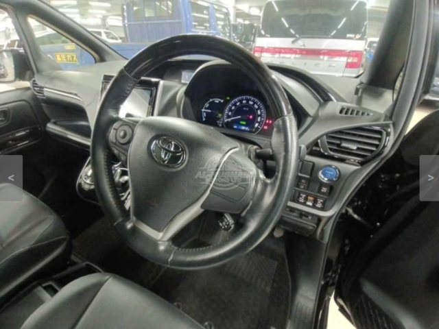 2019 Toyota Esquire in black, photo 3 of 4, for sale in Kenya (Ref T19-16824)
