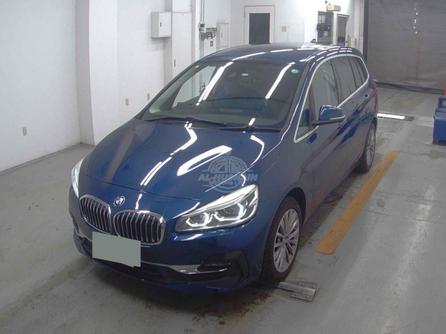 2019 BMW 218D in navy blue, photo 1 of 4, for sale in Kenya (Ref B19-90130)