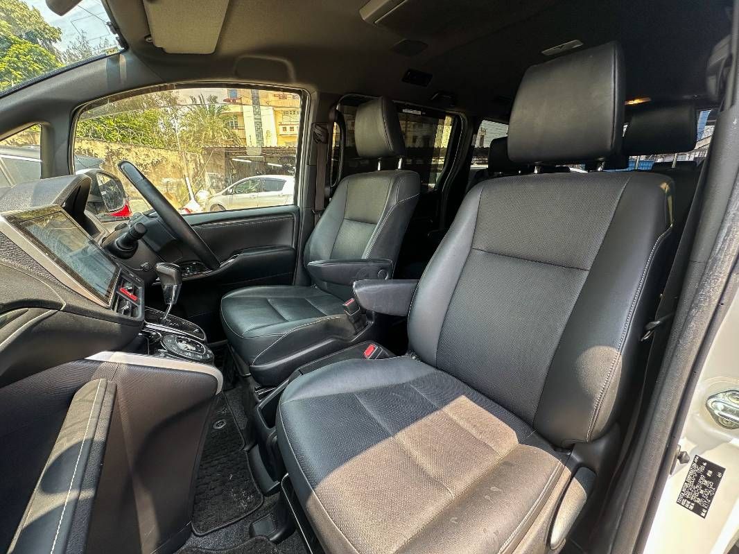 2019 Toyota Esquire