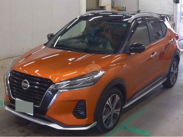 2020 Nissan Kicks in orange, photo 1 of 3, for sale in Kenya (Ref N20-16620)