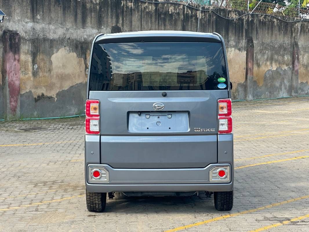 2019 Daihatsu Wake