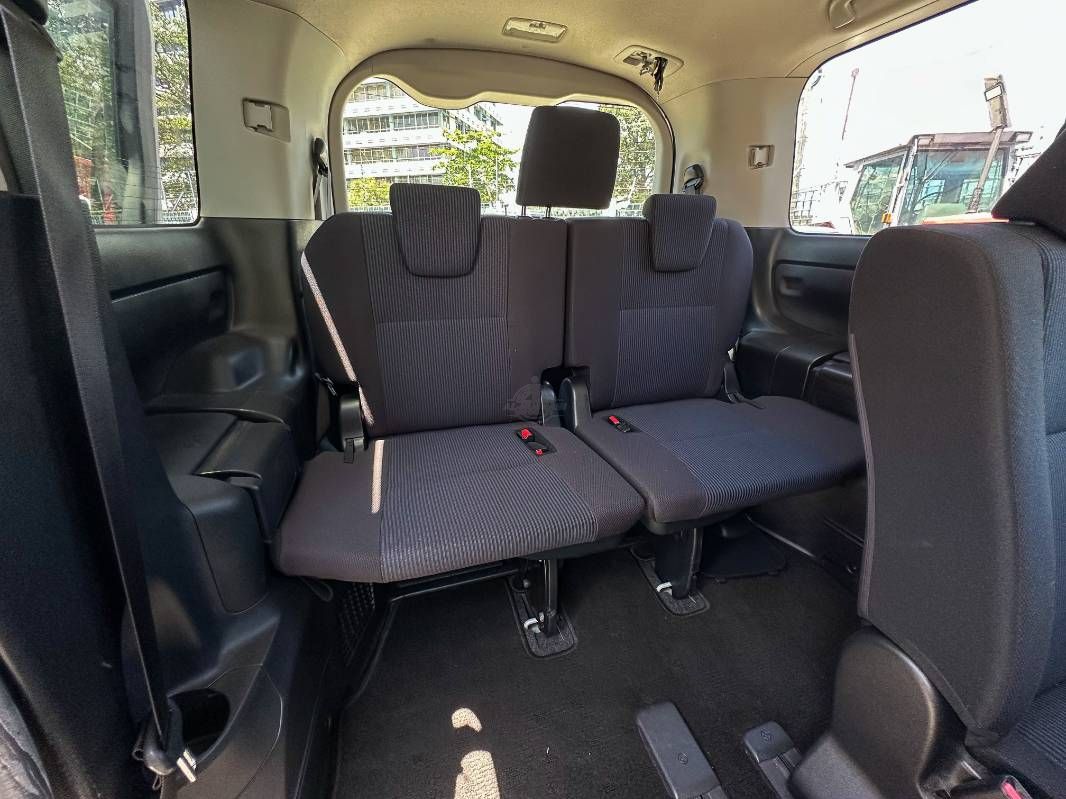 2019 Toyota Noah in silver, photo 13 of 13, for sale in Kenya (Ref T19-33848)
