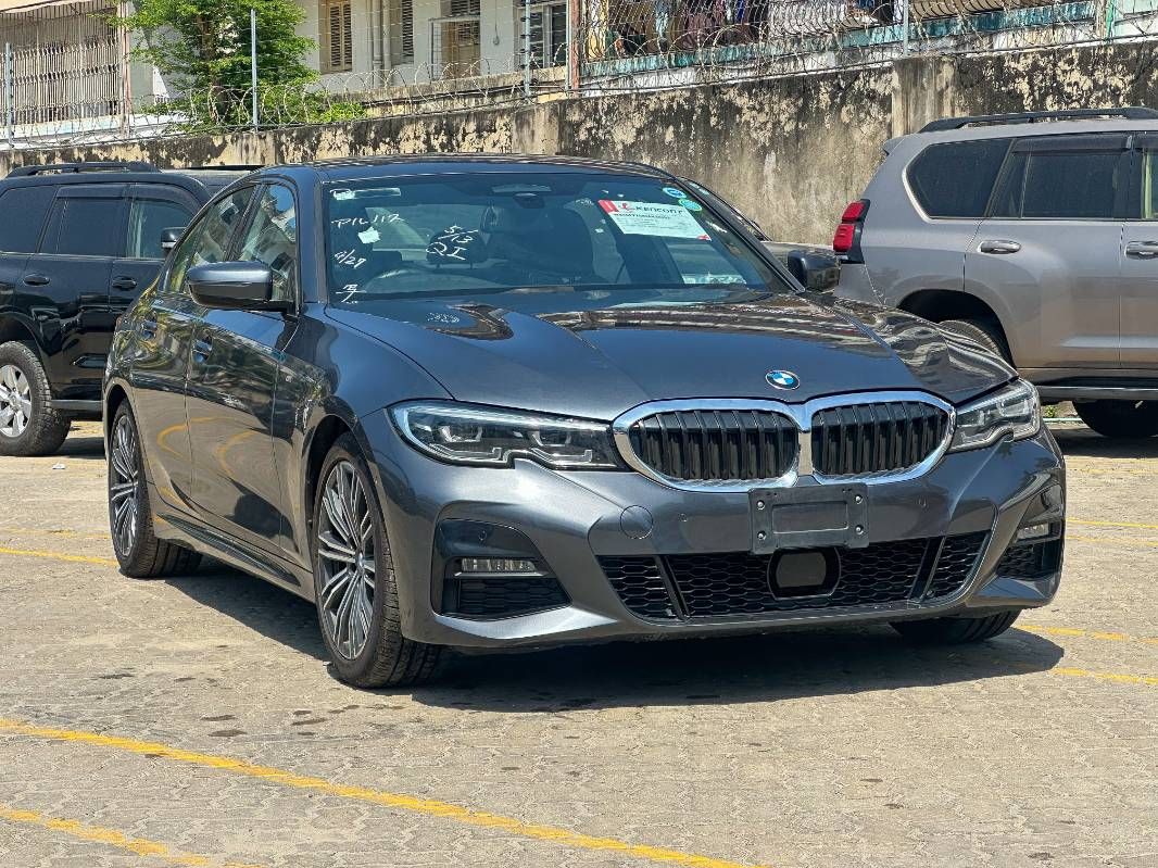 2019 BMW 320i
