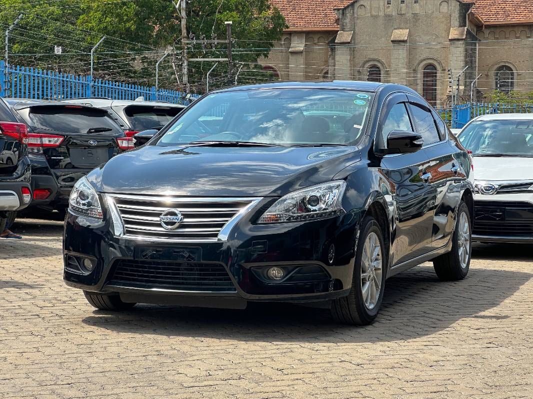 2019 Nissan Sylphy in black, photo 3 of 12, for sale in Kenya (Ref N19-34206)