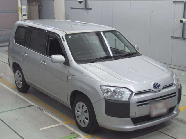 2019 Toyota Probox in silver, photo 1 of 4, for sale in Kenya (Ref T19-12251)