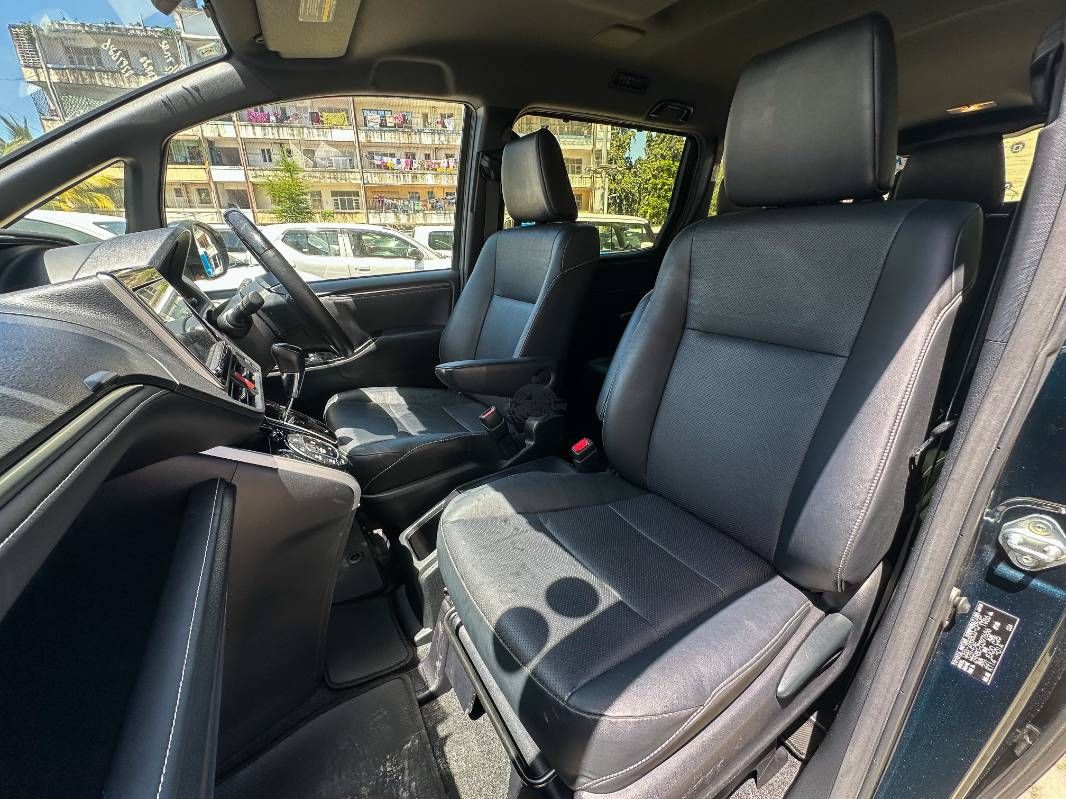 2019 Toyota Esquire