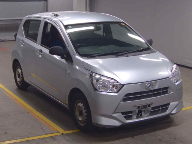 2019 Daihatsu Mira in silver, photo 1 of 4, for sale in Kenya (Ref D19-55740)