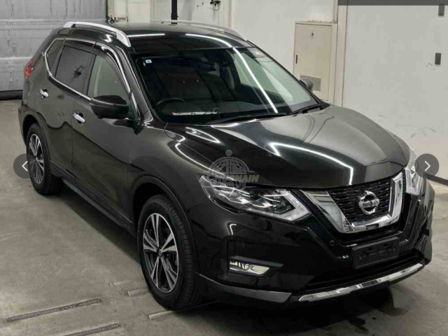 2019 Nissan X-Trail in black, photo 1 of 4, for sale in Kenya (Ref N19-61214)