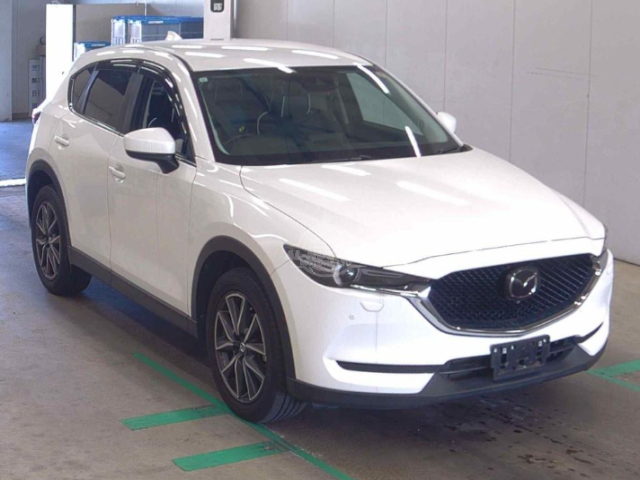 2019 Mazda CX-5 in pearl, photo 1 of 3, for sale in Kenya (Ref M19-17482)