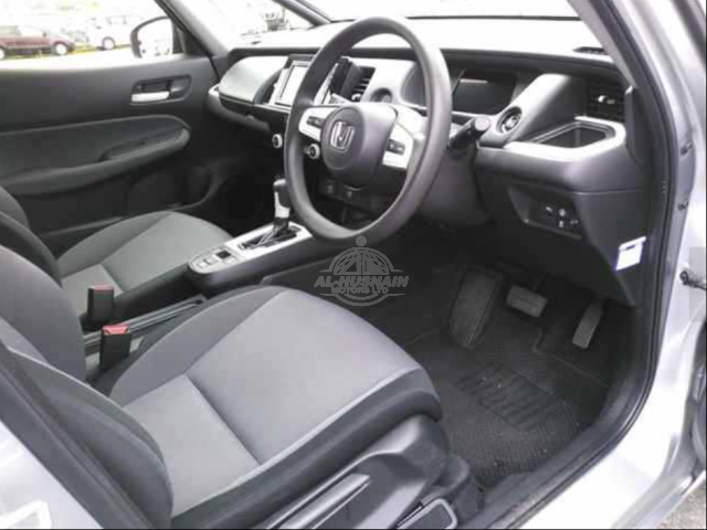 2020 Honda Fit in silver, photo 3 of 4, for sale in Kenya (Ref H20-10819)
